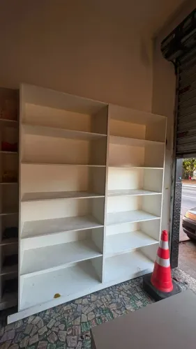 PRATELEIRAS MODULARES - LOJA - COMÉRCIO