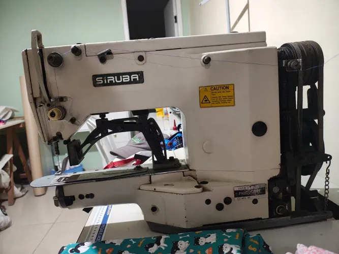 Máquina Travete Industrial Siruba PK522-42M Completa - Funcionando Perfeitamente