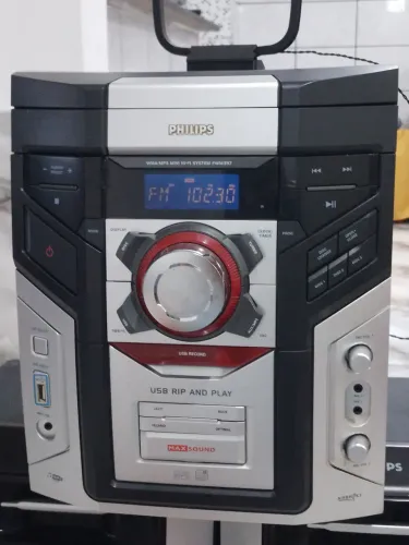 Mini hi-fi system FWM 397 CD USB AMFM MP3  e karaoke 