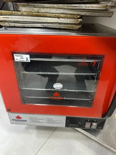 Forno Turbo Fast Oven Progas Prp004 - Elétrico Esteiras 4 Cor Vermelho 220v