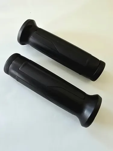 Capa De Manoplas Kuryakyn Omni Grips Gold Wing Gl 1800 2018+ Preto acetinado Black Satin