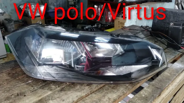 VW Polo/Virtus 18/22 farol direito original