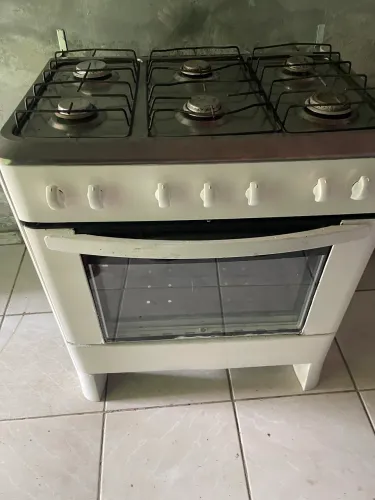 Fogão 6 bcs esmaltec usado 380$