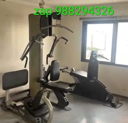 Aparelho de musculação 