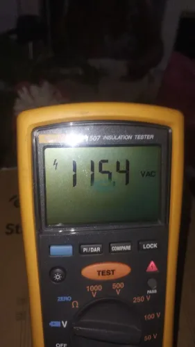 Megometro Fluk 1507