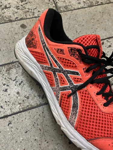 Tênis ASICS masculino - tamanho 42 | R$ 120
