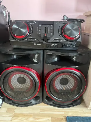 Som LG xboom 1.800 rms 