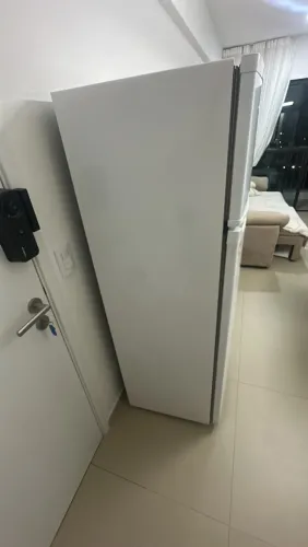 Vendo geladeira seminova estado de zero