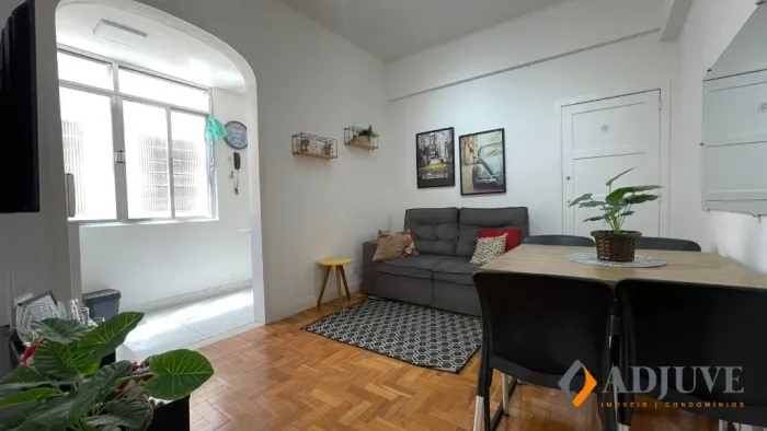 Quarto e sala no Centro histórico de Petrópolis