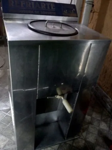 Vendo Maquina - Fazer Sorvete/Açaí (60 litros/hora)