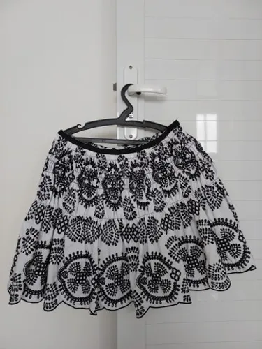 Saia de laise Zara