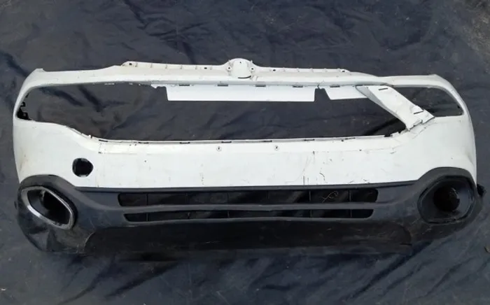 Parachoque Dianteiro Fiat Toro 2016\2021 usado branco