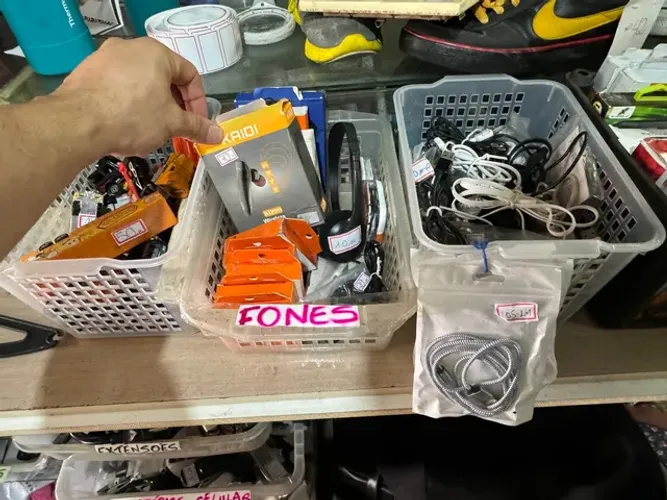 Fontes cabos carregadores