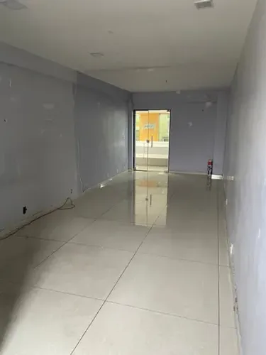 Sala no centro de Nova Iguaçu