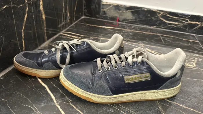 Tênis antigo adidas