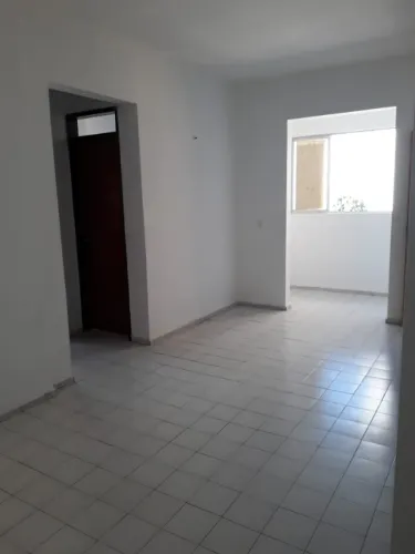 Aldeota - Apartamento de 03 quartos.