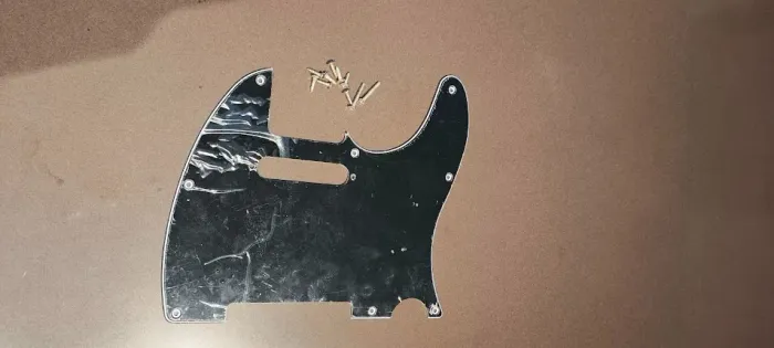 Escudo pra guitarra Telecaster padrao Fender