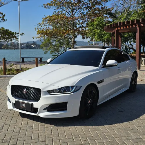 Jaguar XE R-Sport Turbocharger 2.0 P250 2018 - impecável 
