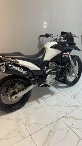 Xre 300 toda conservada pra quem gosta de coisa boa moto de vovó 