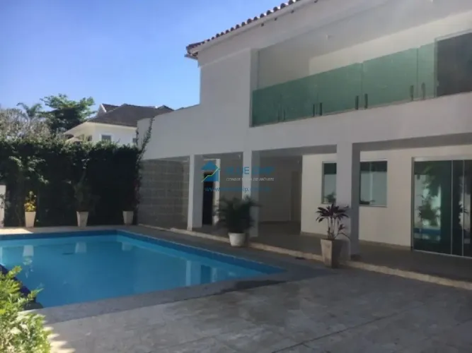 Casa à Venda no Condomínio Santa Helena - Barra da Tijuca, com 1200m² , 05 Quartos por R$6