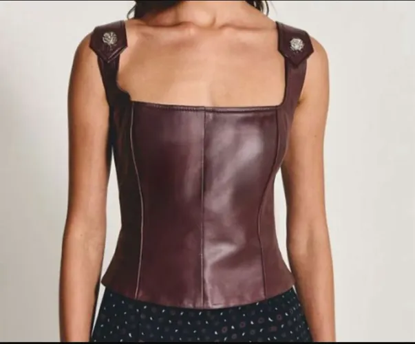 Blusa couro ava marrom cacau Nati Vozza - R$ 1499,00