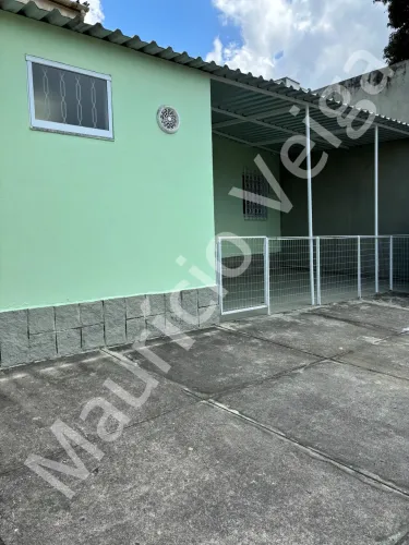 Apartamento tipo casa, Rua Dom Antônio de Macedo, Jardim Guanabara, com garagem