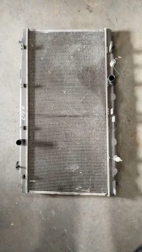 Radiador Honda city 2010