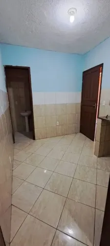 Kitnet/ Studio com 1 Quarto(s) e 1 banheiro(s) para Alugar, 22 m² por R$ 866 / Mês