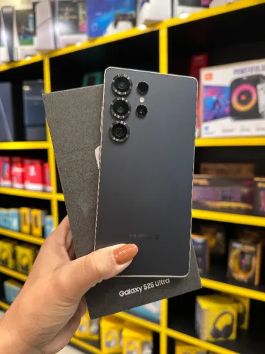 Samsung Galaxy S25 Ultra 256gb Seminovo - Nota Fiscal - Aceitamos o seu na troca ! LEIA 