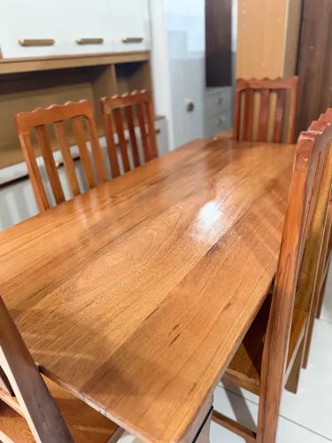 Mesa de madeira 