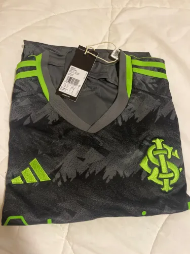 VENDO AS DUAS CAMISAS de Futebol Adidas SC INTERNACIONAL- Nova