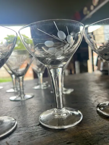 Antigos jogos de taça em cristal