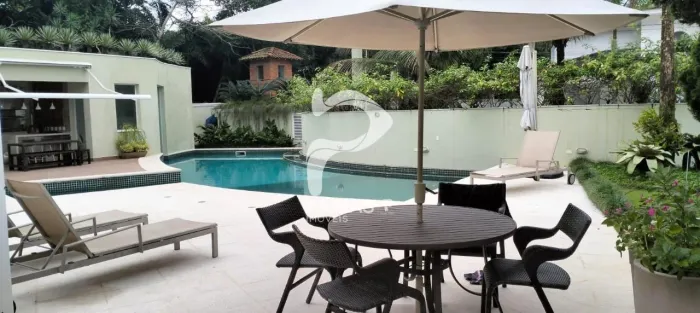 Casa no Condomínio Jardim Pernambuco, 5 suítes, Guarujá
