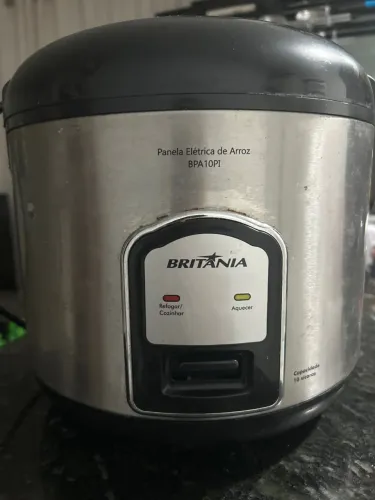 Panela de arroz elétrica