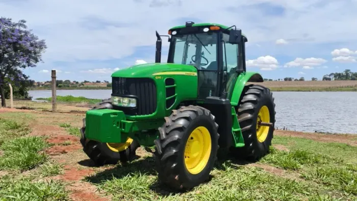 Trator John Deere 6190J Ano 2017