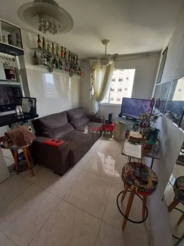 Apartamento com 2 dormitórios à venda, 44 m² por R$ 319.000,00 - Jardim Las Vegas - Guarul