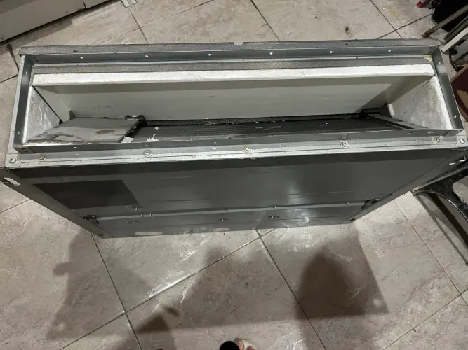Evaporadora Dutada 18000 btus Nova .