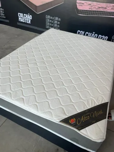 CAMA BOX MOLAS ENSACADAS 