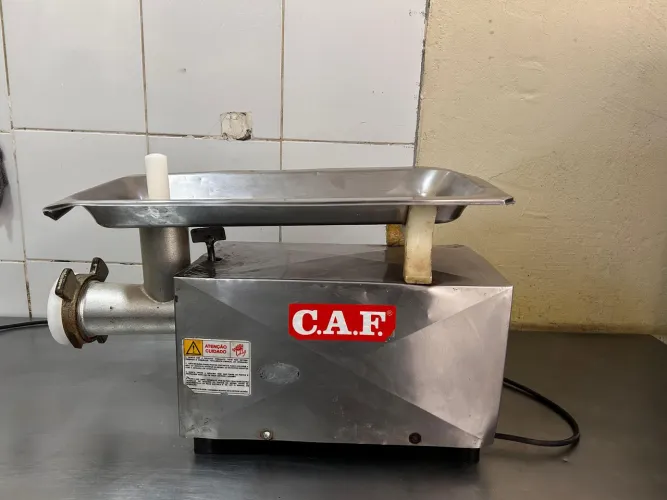 Moedor de Carne Industrial CAF 22 SS - Motor WEG - Bivolt