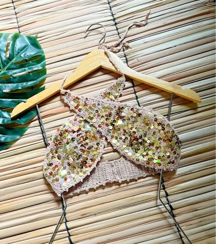Top Crochê com Paetês Dourado