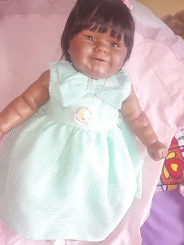 Linda Boneca Reborn morena de 60 centimetro 