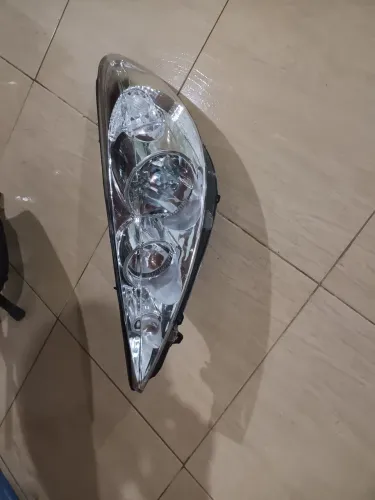 Farol Dianteiro Peugeot 207
