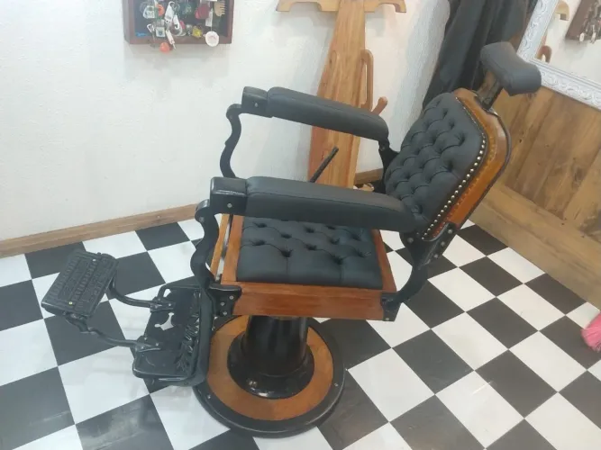 Cadeira de Barbeiro Ferrante