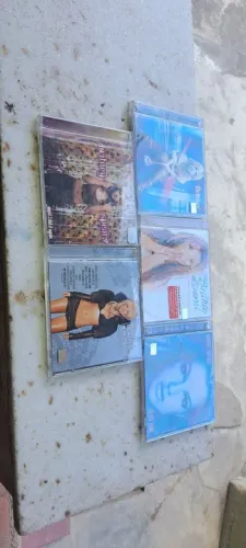 Lote de CDs da Britney Spears