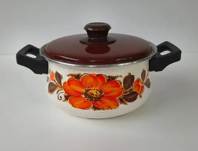 Panela/Caçarola Mãe Ágata, Usada, Década de 70 - Diâmetro: 23 cm