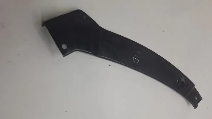 Guia Farol Lado Direito Volkswagen Tiguan 2.0 Tsi 2012