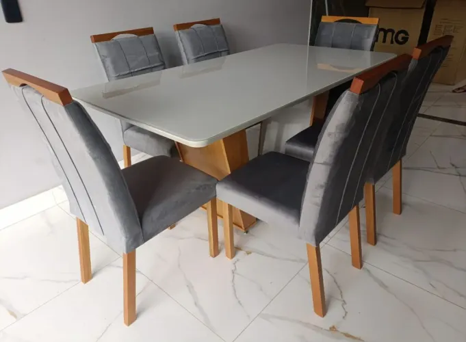 Mesa de jantar com 6 cadeiras apogeeu