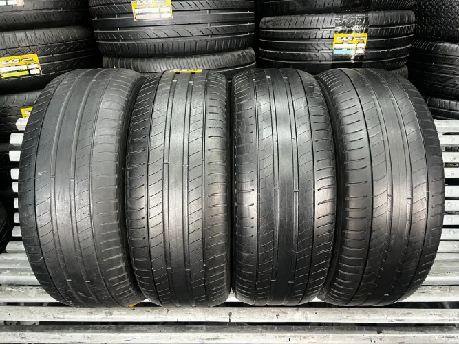 Jogo de Pneus 215/55/17 Michelin Primacy 3 / Pneus 215/55R17