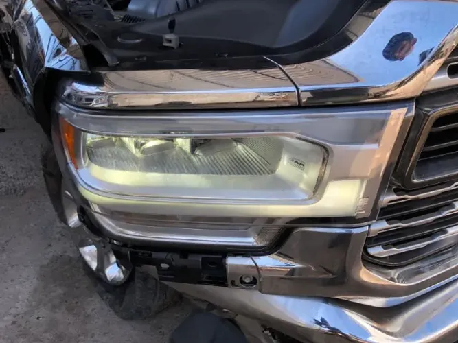 FAROL DIREITA E ESQUERDA DODGE RAM 2500 6.7LARAMIE 2020 