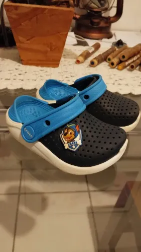 Crocs infantil 